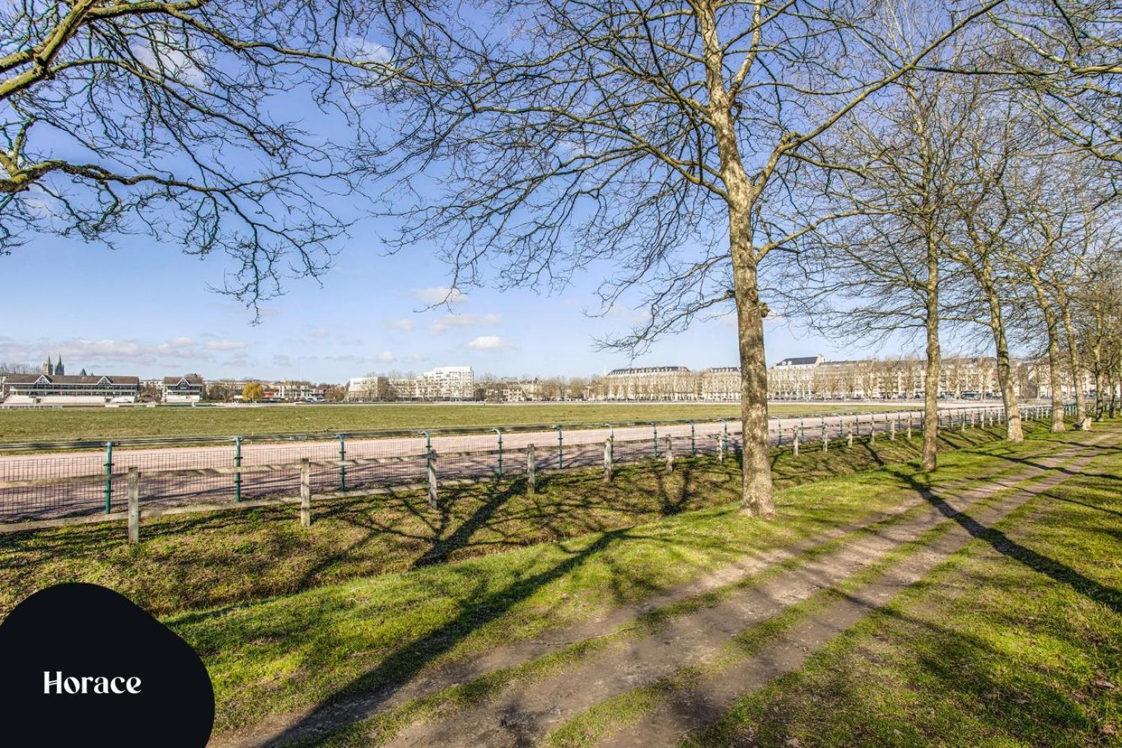 Panoramic Suite Unique View & Private Parking Caen Eksteriør bilde